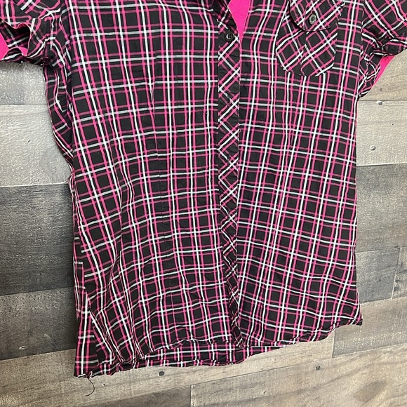 Fun Pink and Black Plaid Empire Button Down Short Sleeve Shirt - Picture 3 of 7
